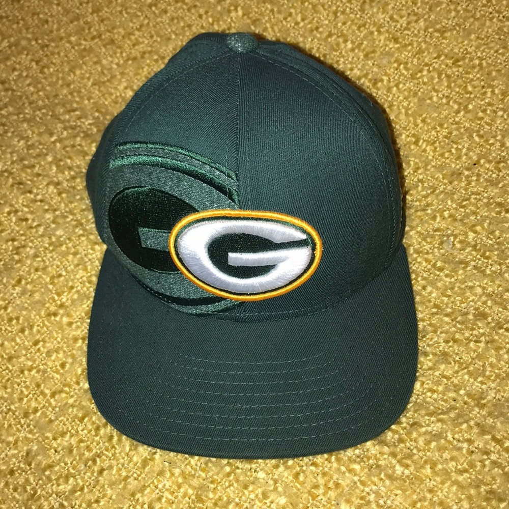 🏈Green Bay Packers flat bill hat 💚💛🧀